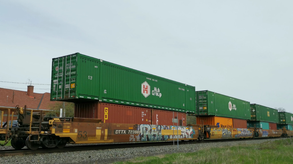 DTTX 723889 (Triple Well Car Altogther)